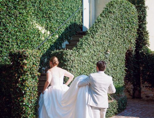 vHow to Plan the Perfect Wedding Music and Entertainment